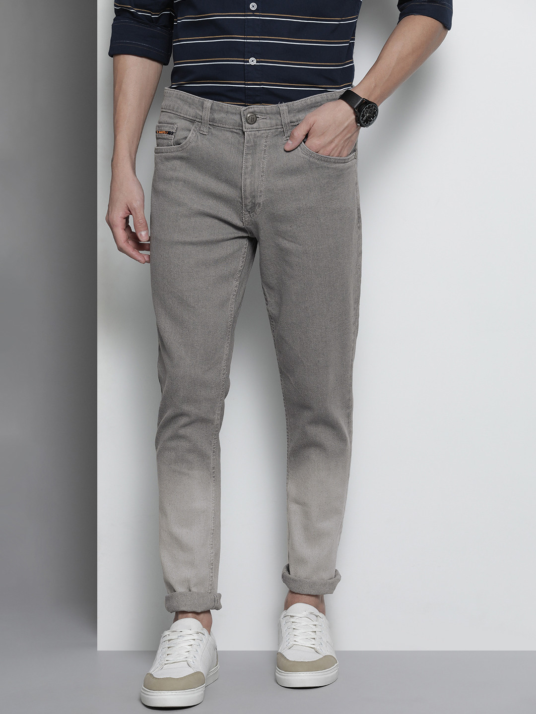 

The Indian Garage Co Men Grey Slim Fit Ombre Stretchable Jeans