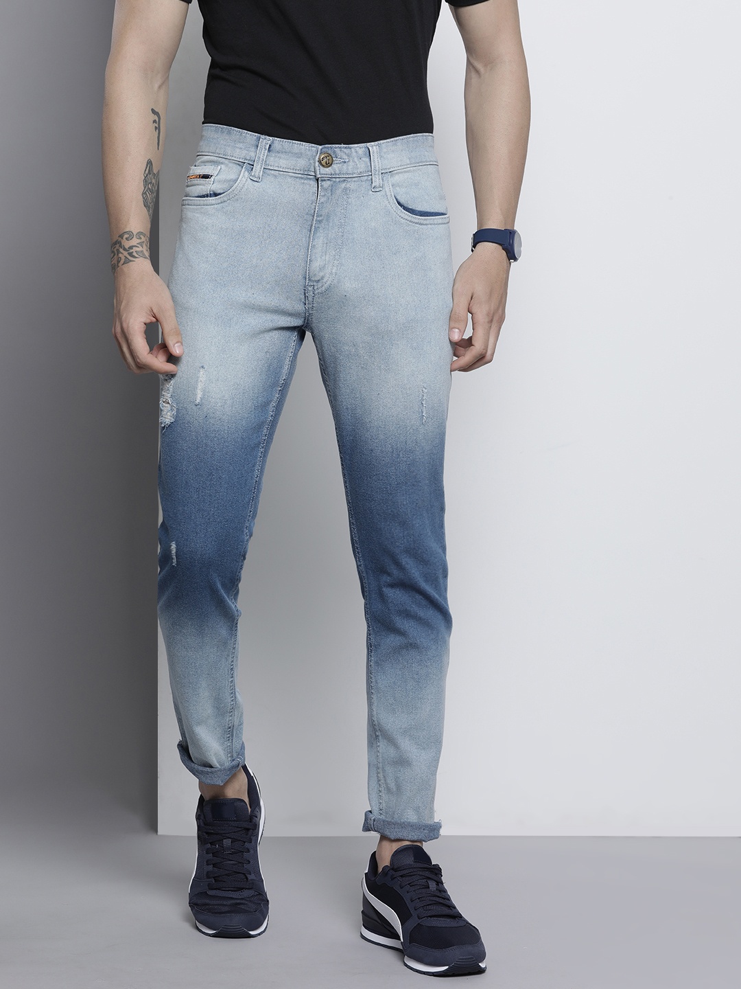 

The Indian Garage Co Men Blue Slim Fit Mildly Distressed Ombre Stretchable Jeans