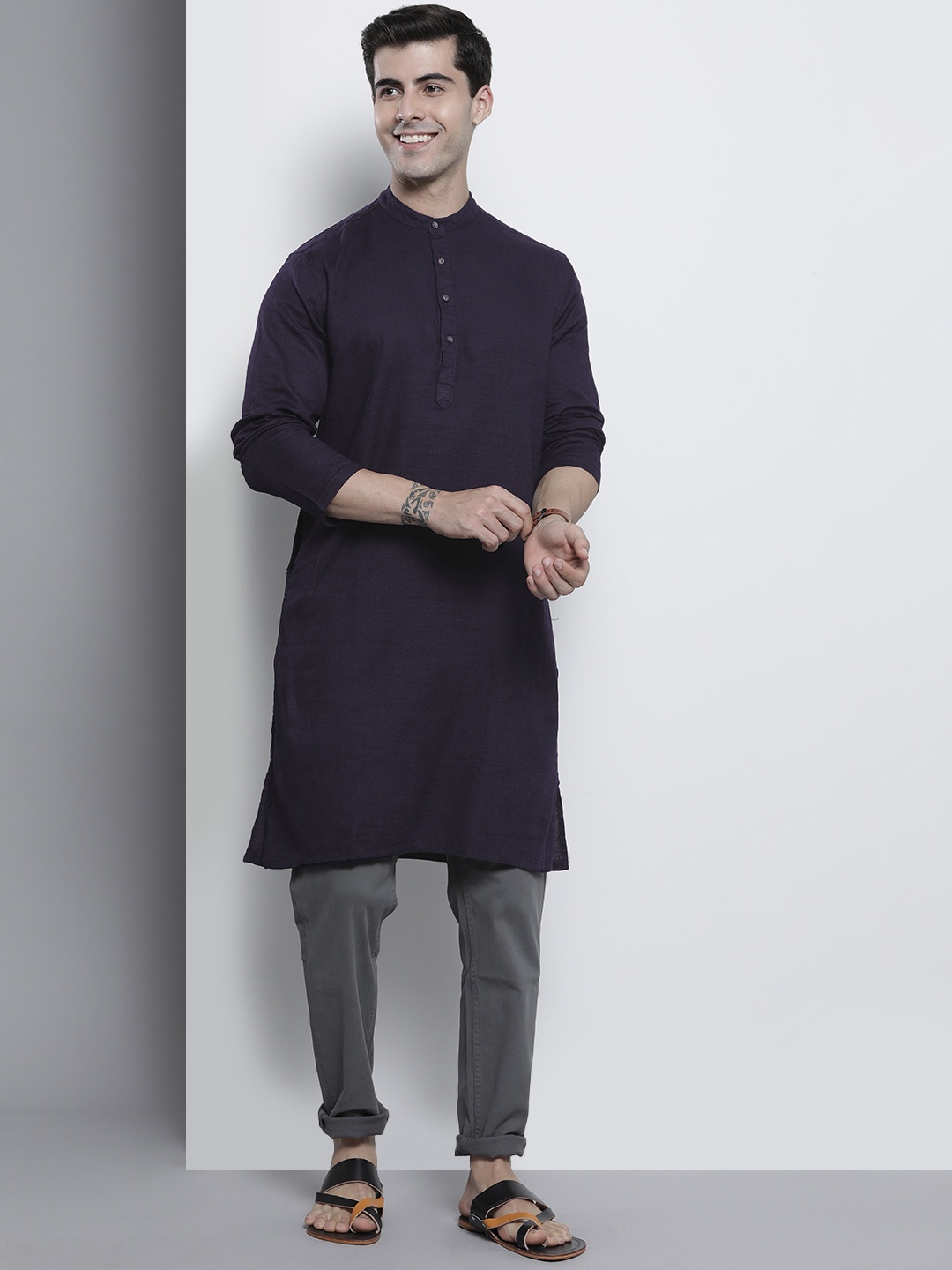 

The Indian Garage Co Men Navy Blue Solid Kurta