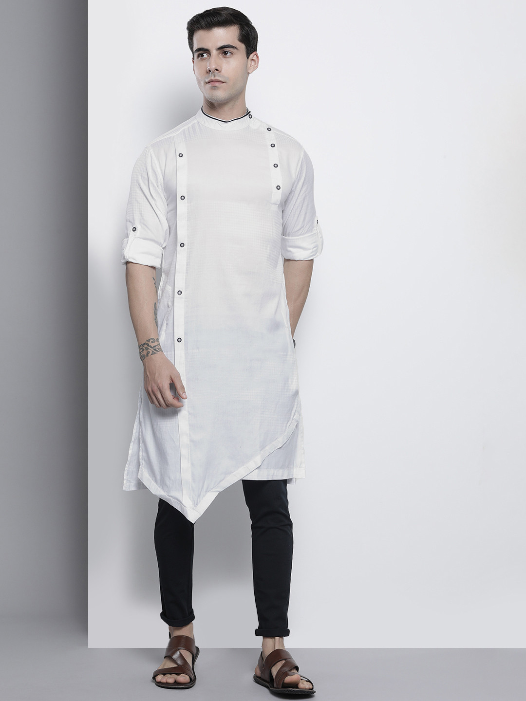 

The Indian Garage Co Men White Solid Kurta