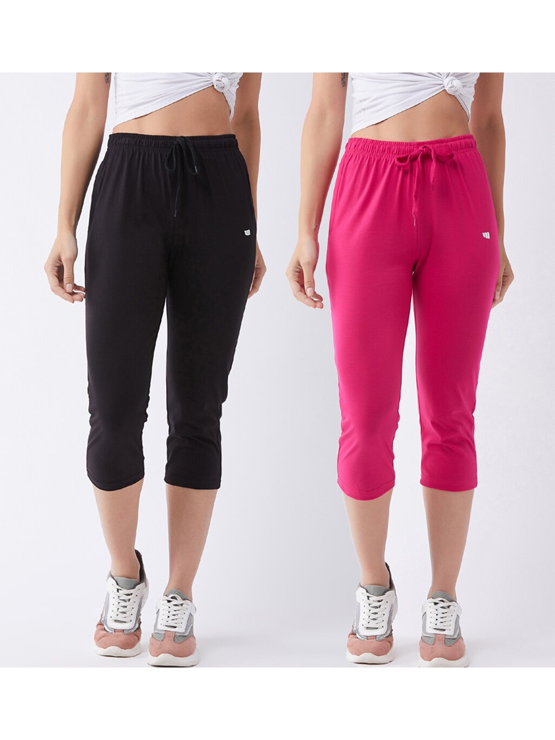 

Modeve Women Black & Pink Solid Set Of 2 Capris