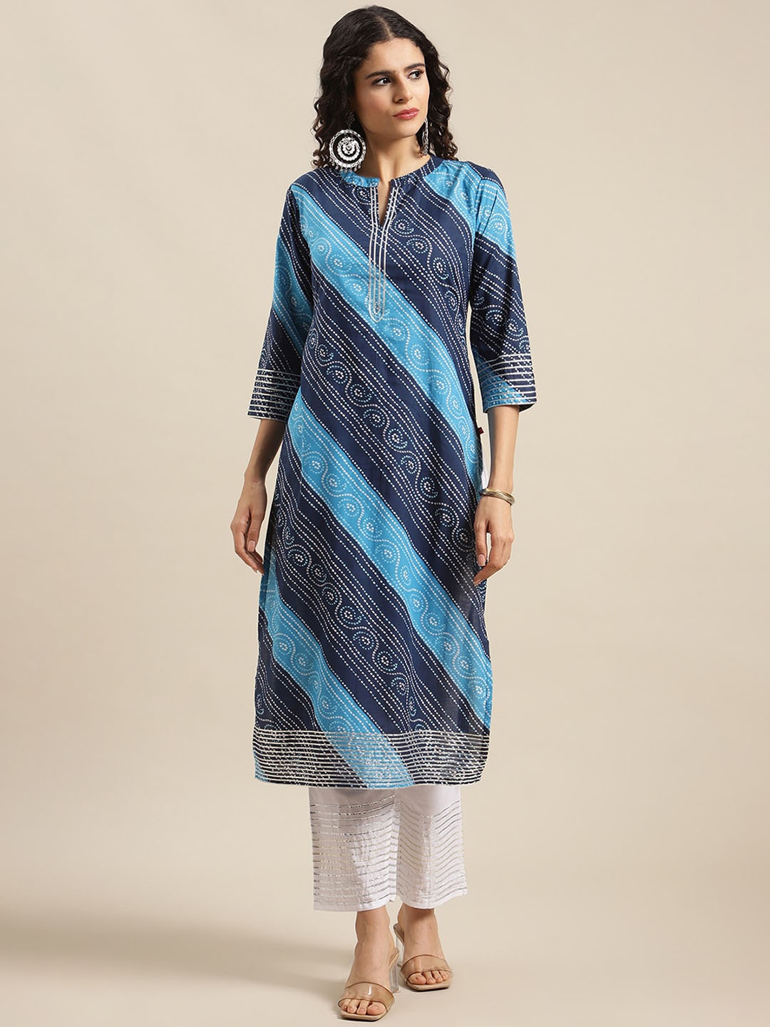 

Varanga Women Blue Bandhani Print Straight Kurta, Navy blue