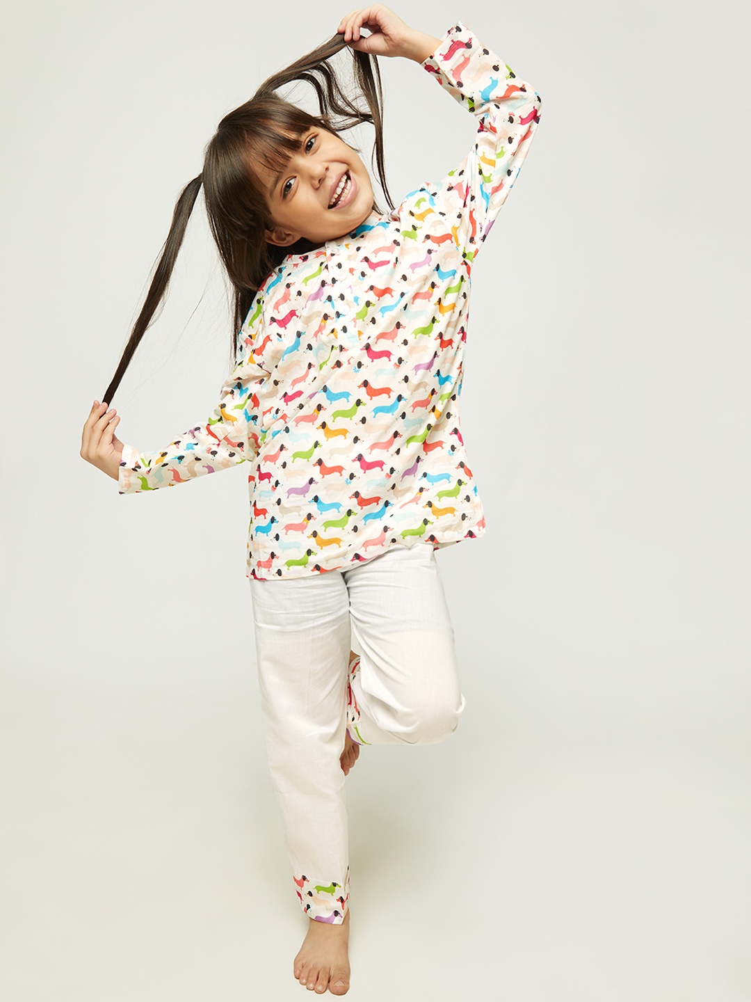 

frangipani Unisex Kids White & Pink Printed Cotton Night Suit