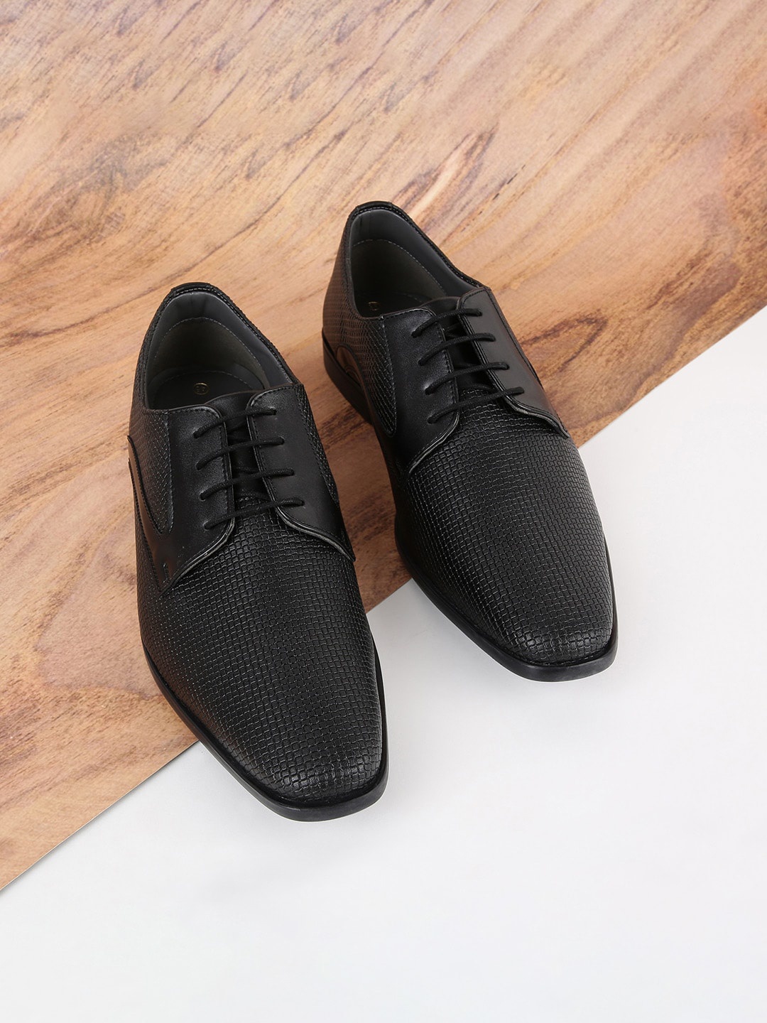 

CODE by Lifestyle Men Black Solid Formal Shoes