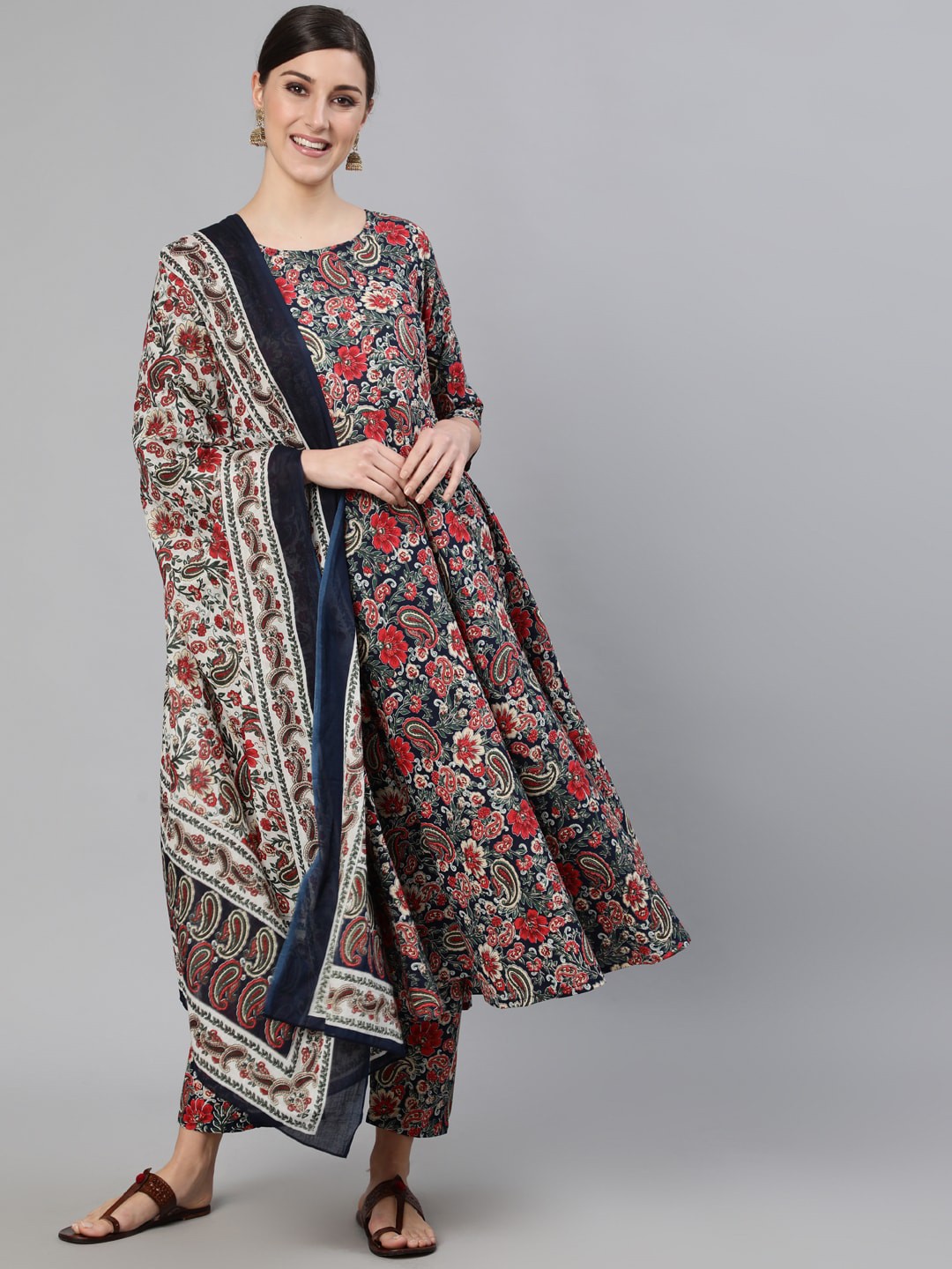 

Nayo Women Multicoloured Paisley Printed Pure Cotton Kurta & Trousers With Dupatta, Multi