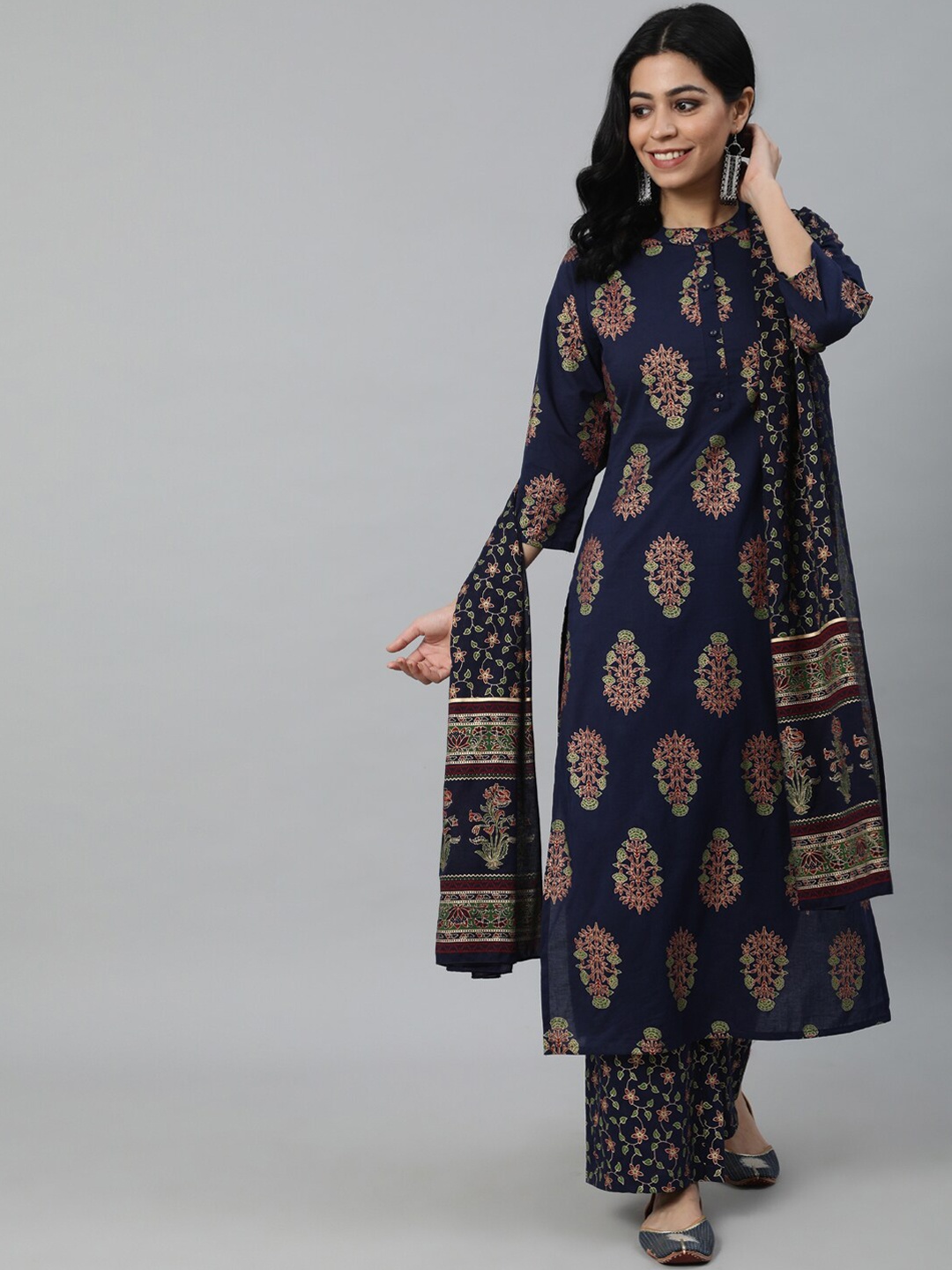 

Nayo Women Navy Blue & Red Floral Printed Pure Cotton Kurta with Trousers & Dupatta