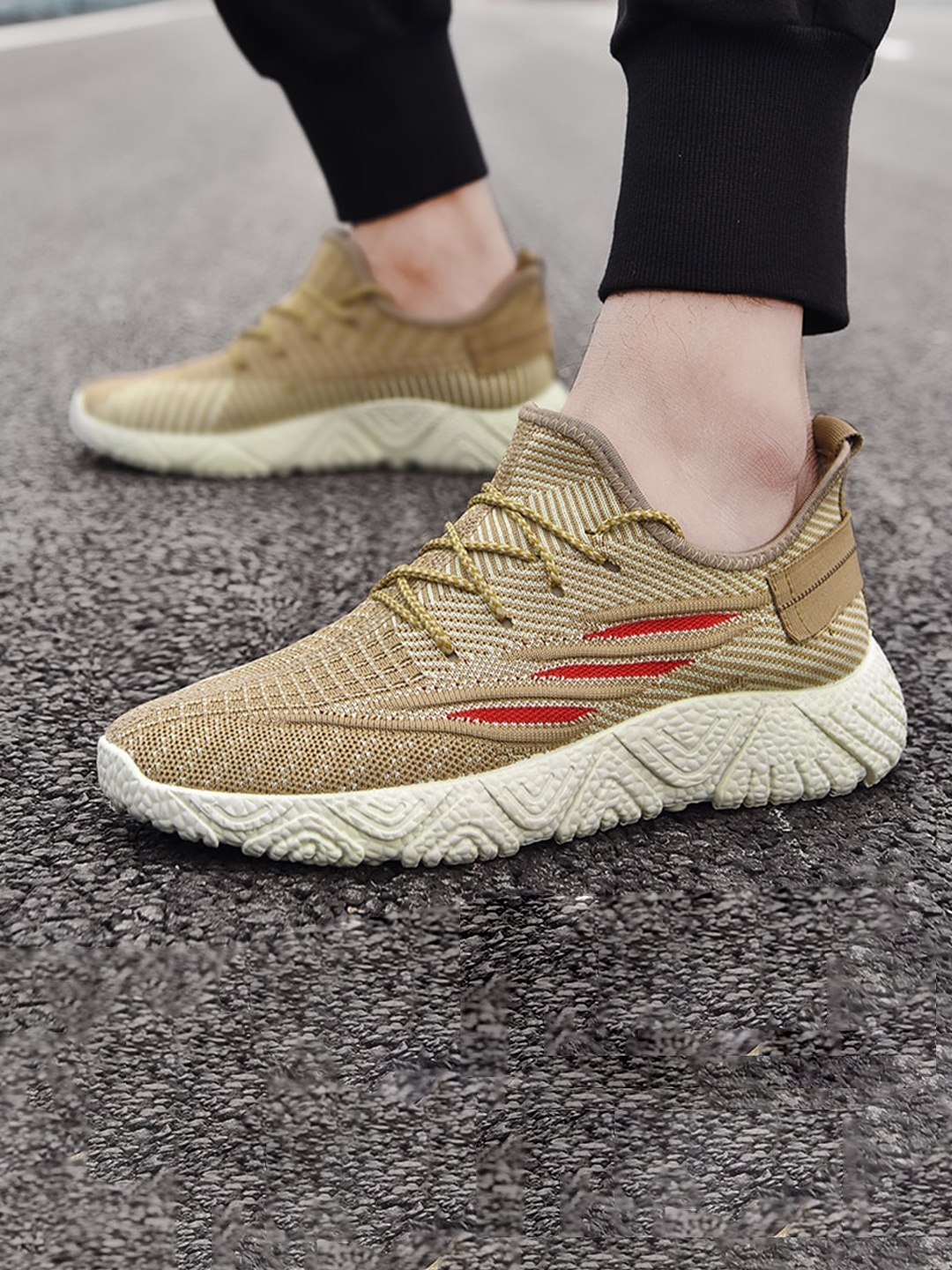 

REVS Men Beige Woven Design Lightweight Sneakers
