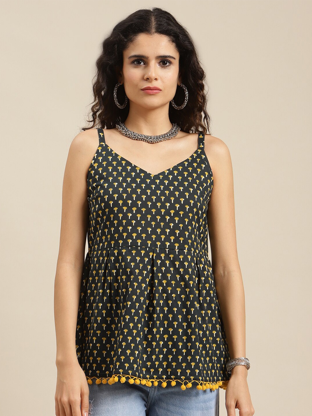 

KSUT Black Geometric Print Top