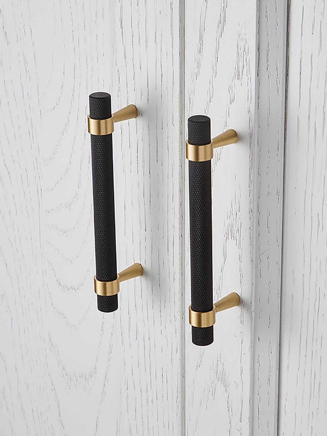 

MANTARA Black Textured Brass Pull Handles