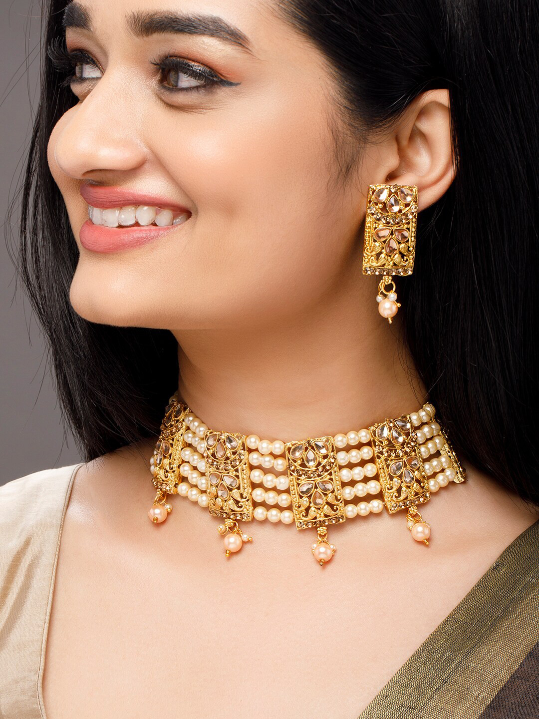 

Anouk 22K Gold-Plated & White Kundan-Studded & Pearl Beaded Jewellery Set