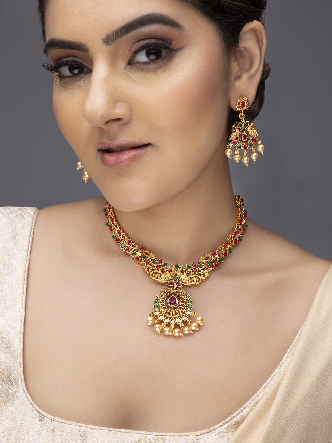 

Anouk Gold-Plated Green & Red Kundan-Studded & Pearl Beaded Jewellery Set