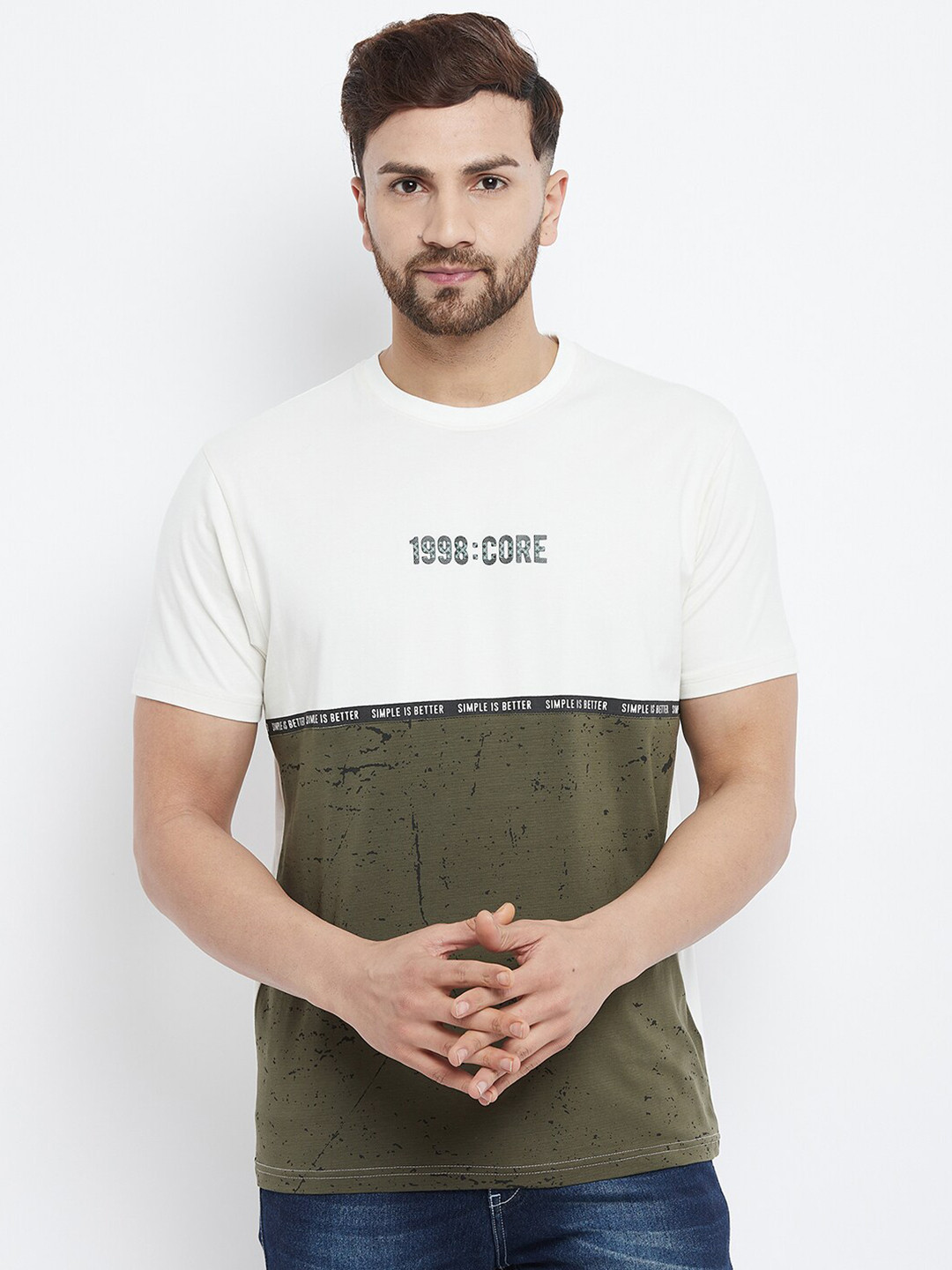 

98 Degree North Men Off White & Olive Green Typography Colourblocked T-shirt