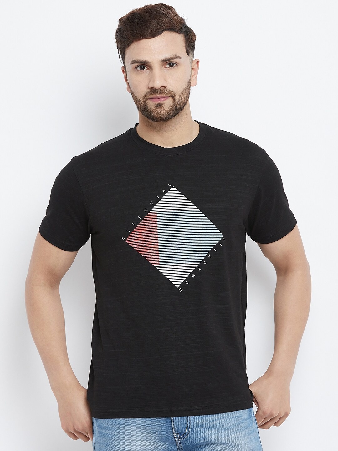 

98 Degree North Men Black V-Neck T-shirt