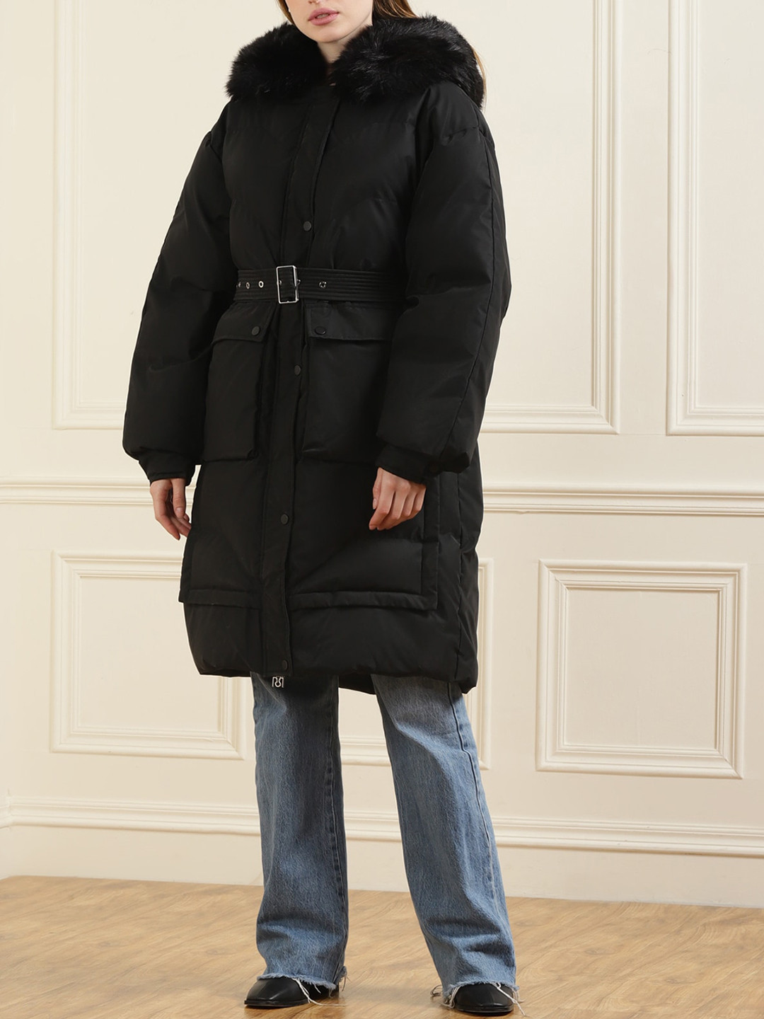 

Rinascimento Women Black Lightweight Longline Parka Jacket