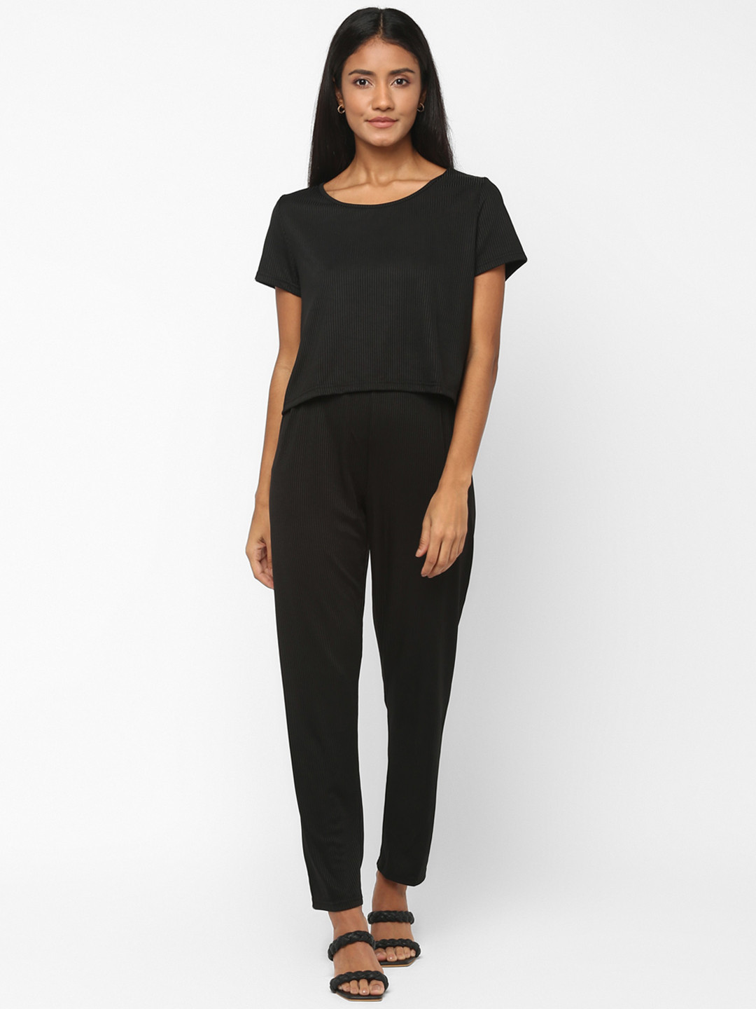 

JerfSports Women Black Ribbed T-shirt & Trousers Set
