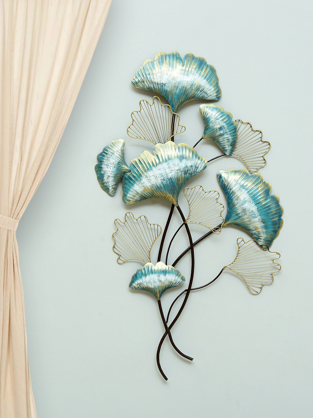 

vedas White & Green Floral Wall Decor