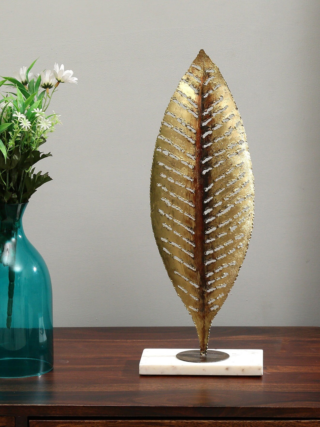 

vedas Metallic F-Nami Leave Table Dcor