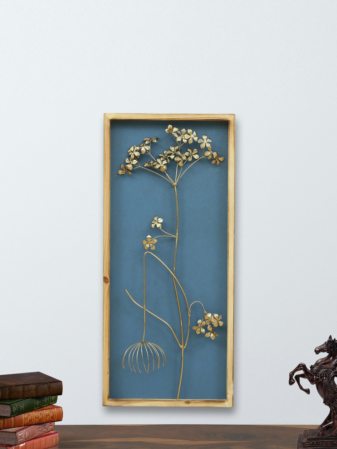 

vedas Metallic-Toned & Blue Flower Frame Wall Decor