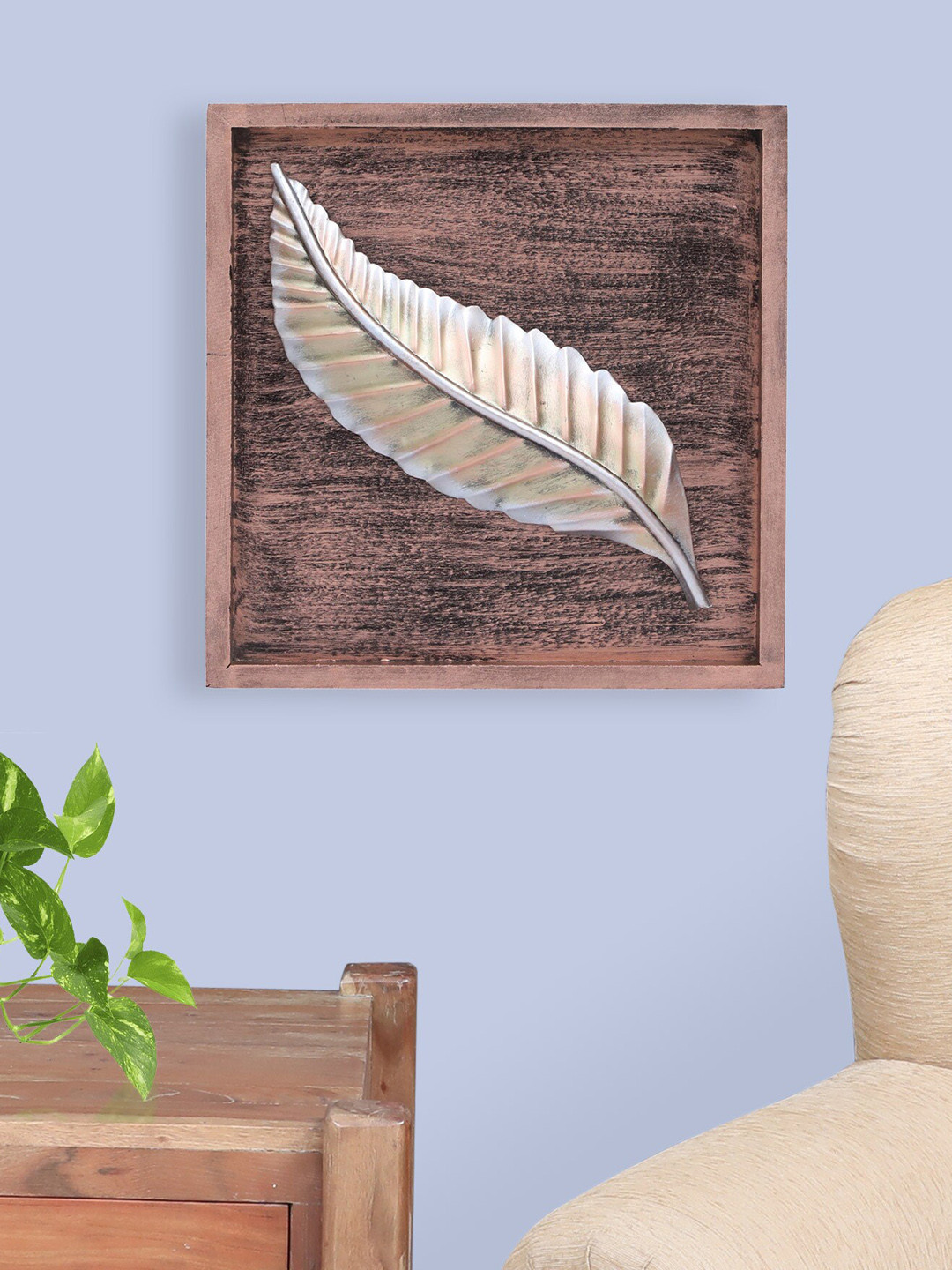 

vedas Metallic & Brown W-olm Leaf Wall Decor