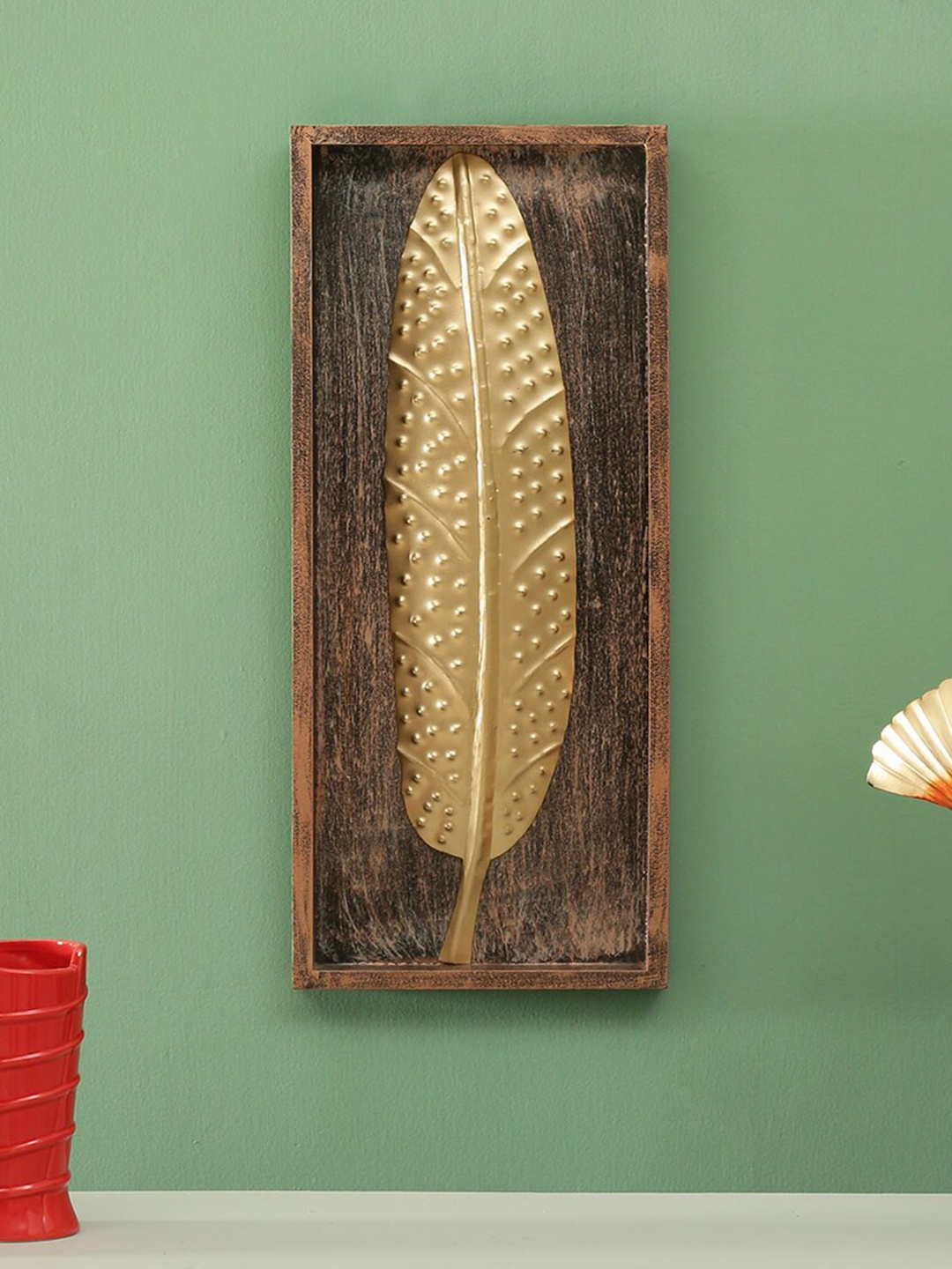 

vedas Metallic-Toned & Brown Textured Leaf Wall Hangings Decor