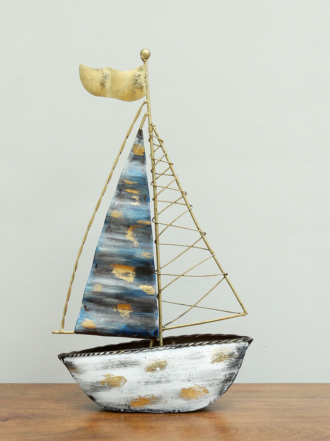 

vedas Metallic-Toned & Blue F-Marina Boat Table Decor Showpieces