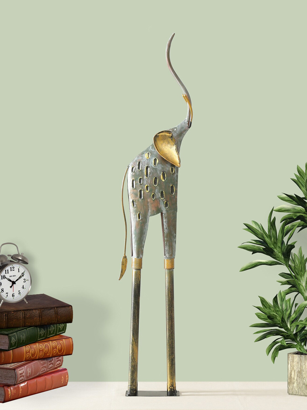 

vedas Metallic Elephant Table Decor Showpieces