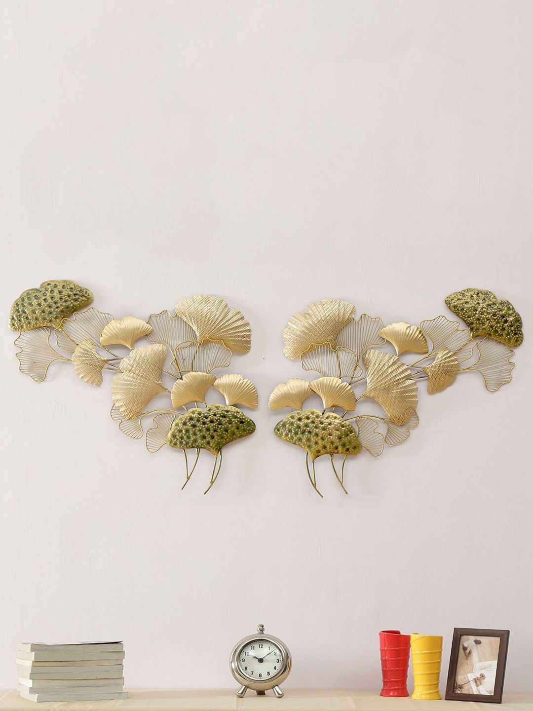 

vedas Metallic-Toned W-Luv Ginko Wall Dcor