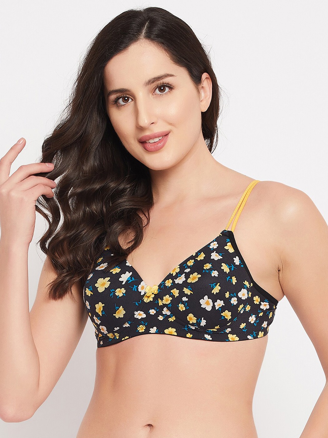 

Clovia Black & Yellow Floral Printed Lightly Padded Non-Wired Full Cup Bra