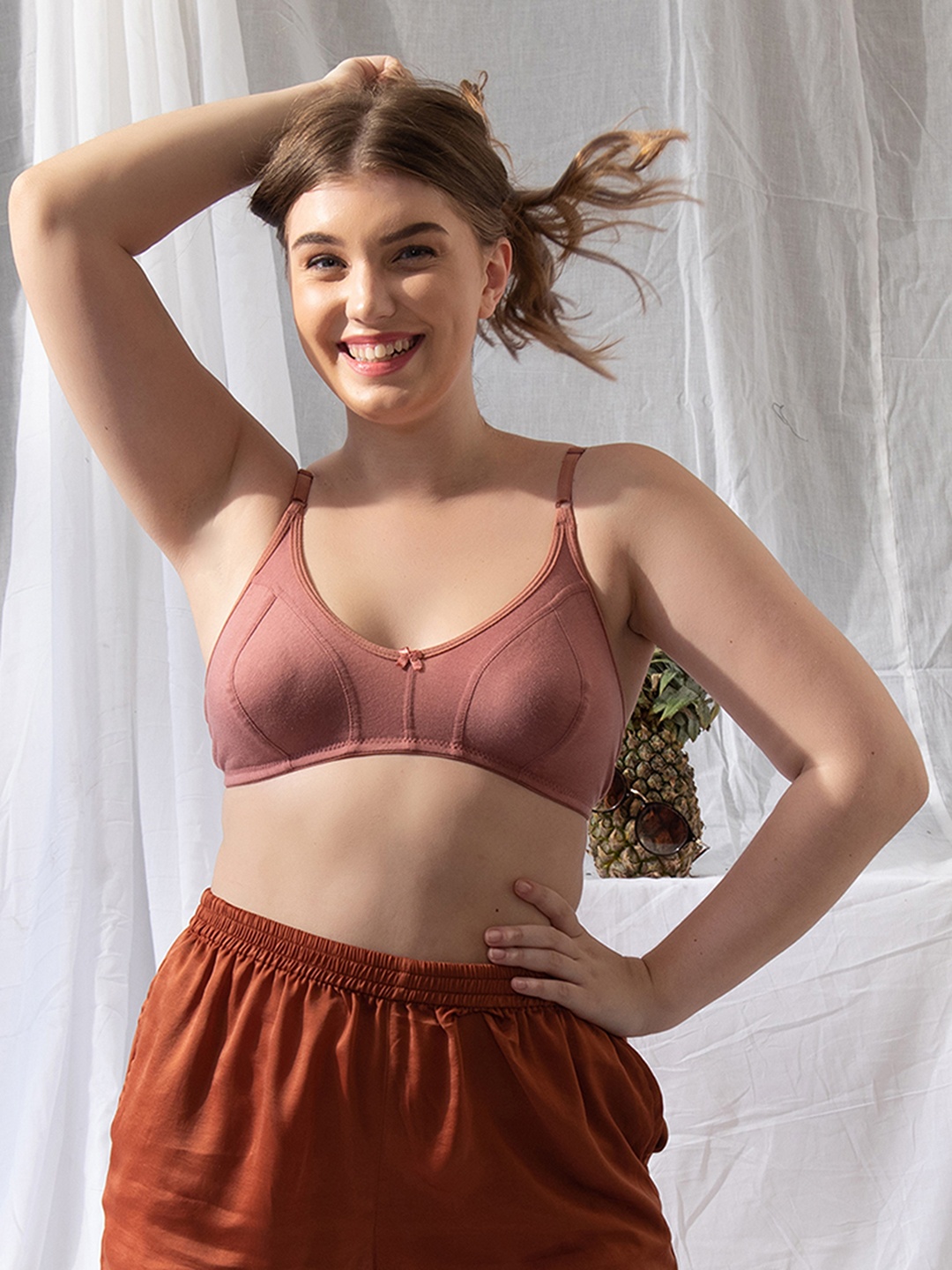 

Clovia Pink Non-Padded Non-Wired Everyday Bra