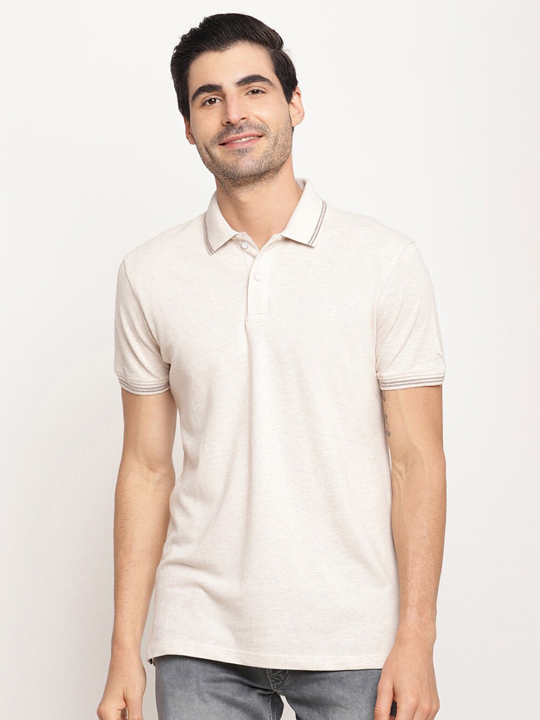 

Octave Men White Polo Collar T-shirt