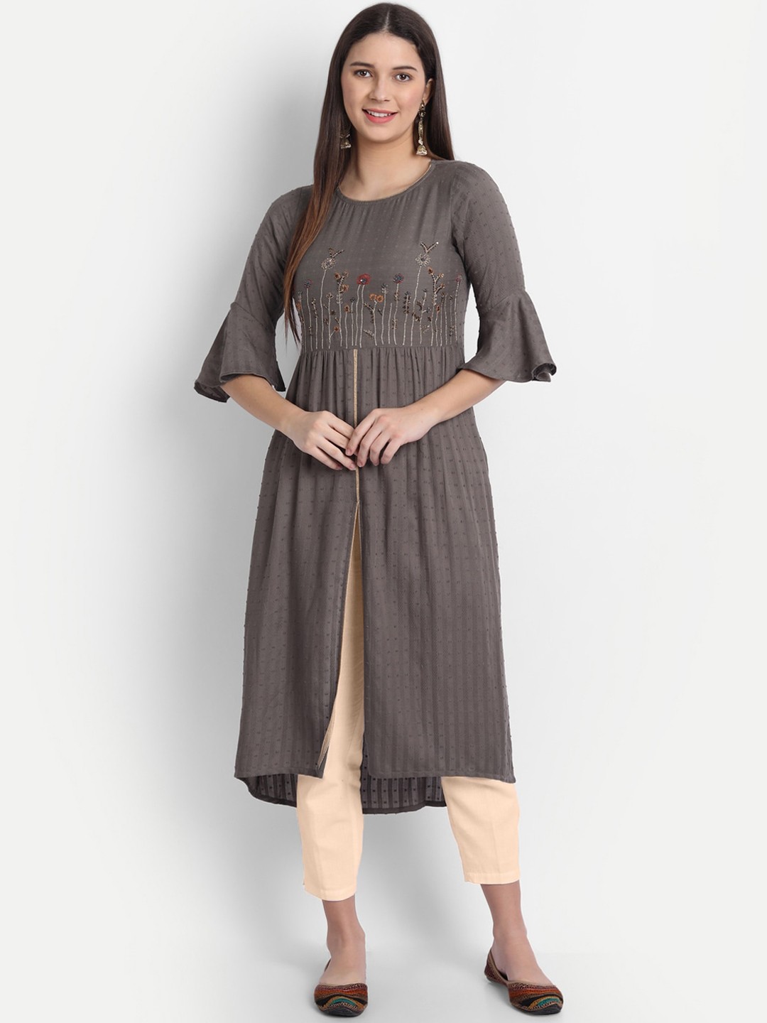 

HK colours of fashion Women Grey Floral Embroidered Thread Work Cotton Kurta