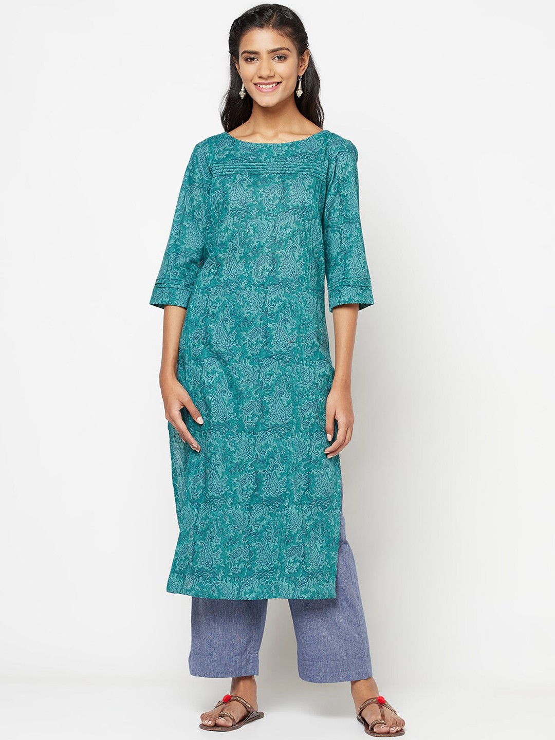 

Fabindia Women Teal Blue & Blue Floral Pure Cotton Kurta with Trousers