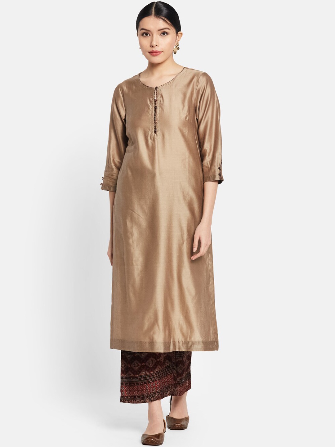 

Fabindia Women Beige & Maroon Kurta with Palazzos