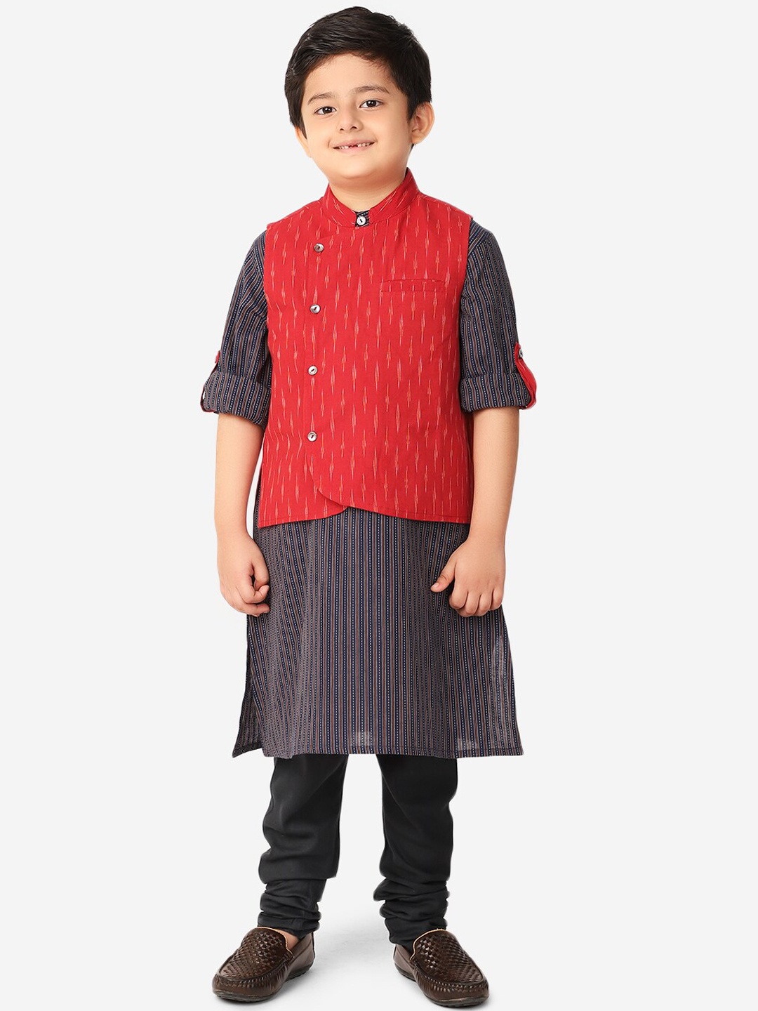 

Fabindia Boys Navy Blue Striped Pure Cotton Kurta with Pyjamas