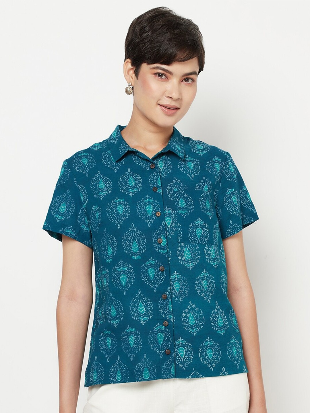 

Fabindia Women Teal Blue Printed Regular Fit Cotton Casual Shirt