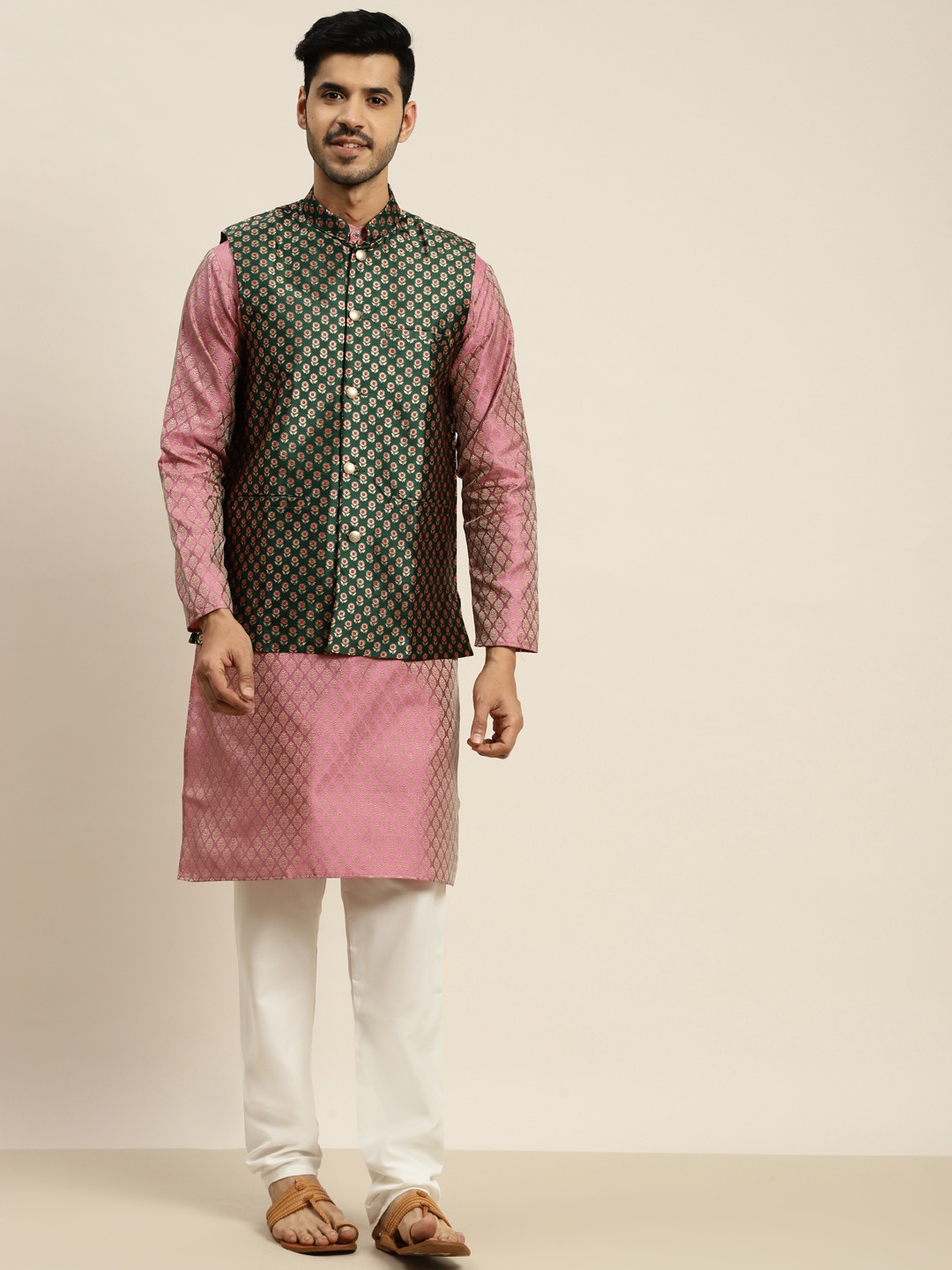 

SOJANYA Men Pink Ethnic Motifs Printed Kurta with Churidar with Nehru Jacket