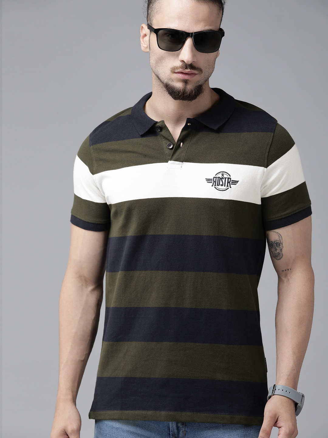 

Roadster Men Olive Green & Navy Blue Striped Polo Collar Pure Cotton T-shirt