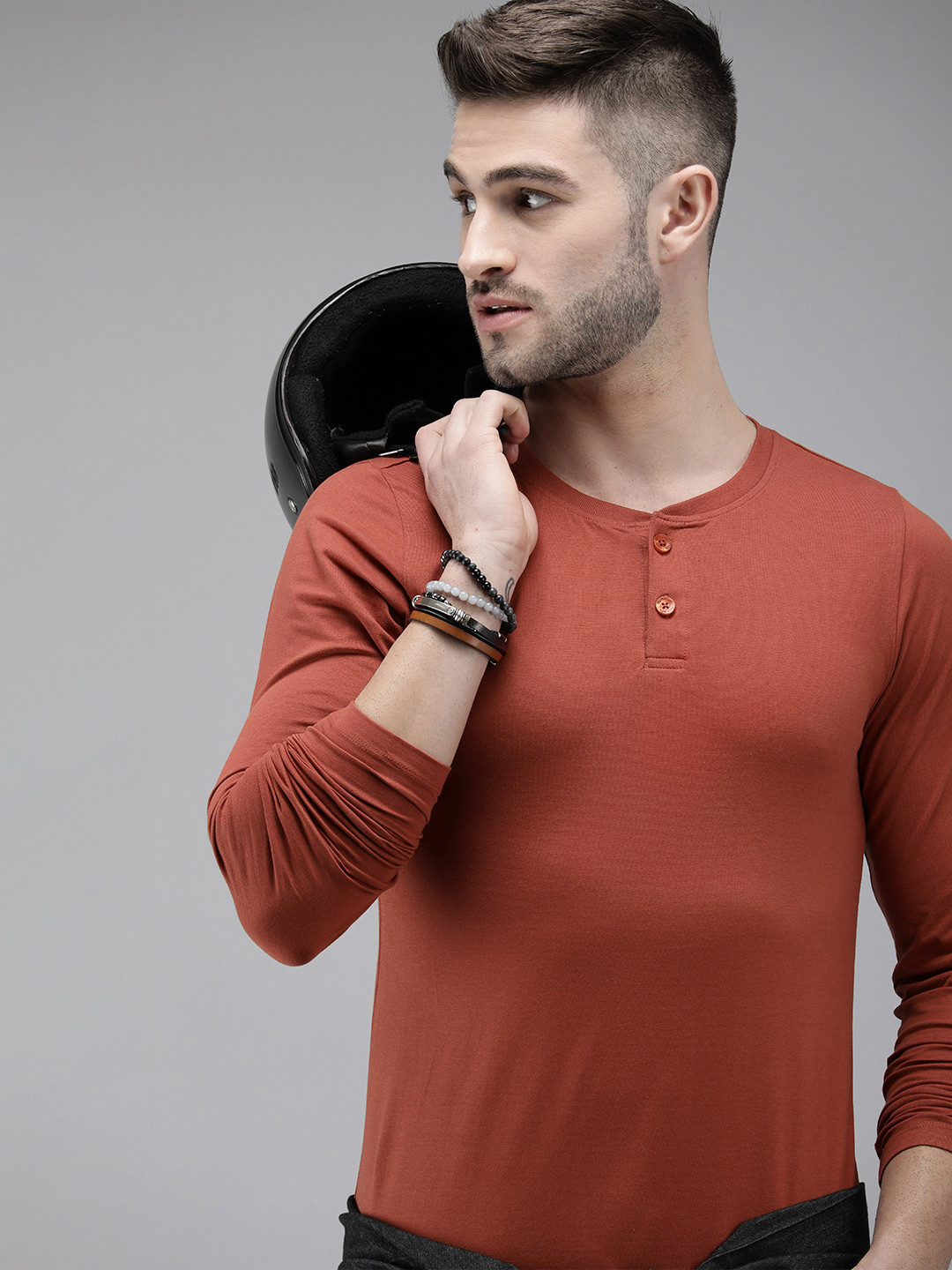 

The Roadster Lifestyle Co Men Rust Orange Shaped Fit Henley Neck T-shirt