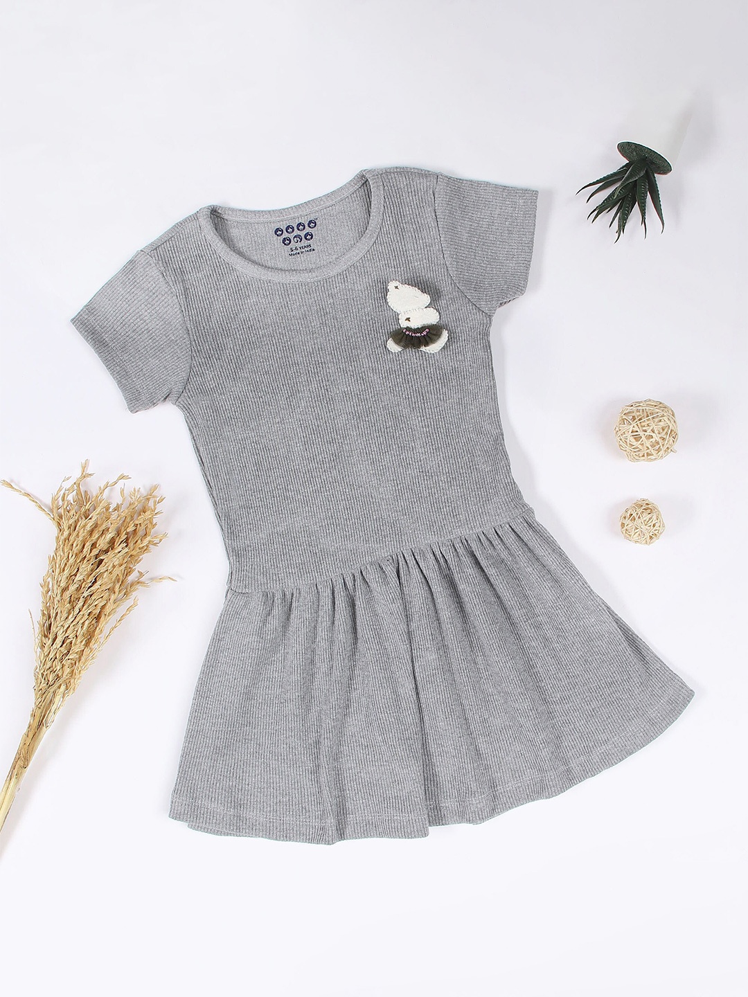 

ZION Girls Grey Applique Detail Drop-Waist Knitted Cotton Dress