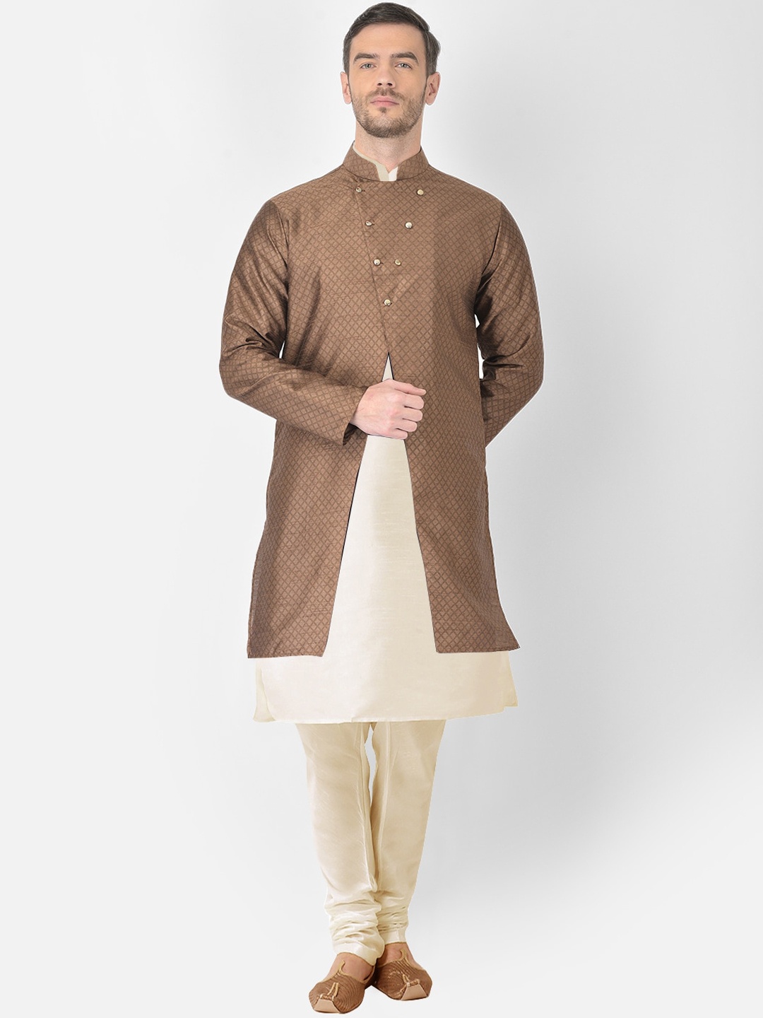 

SG RAJASAHAB Men Off White Layered Raw Silk Kurta & Churidar With Jacket