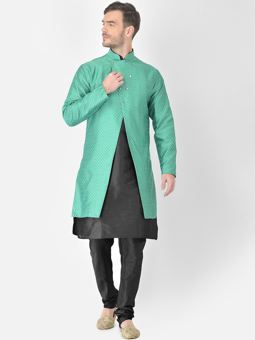 

SG RAJASAHAB Men Black Raw Silk Kurta Churidar with Jacket