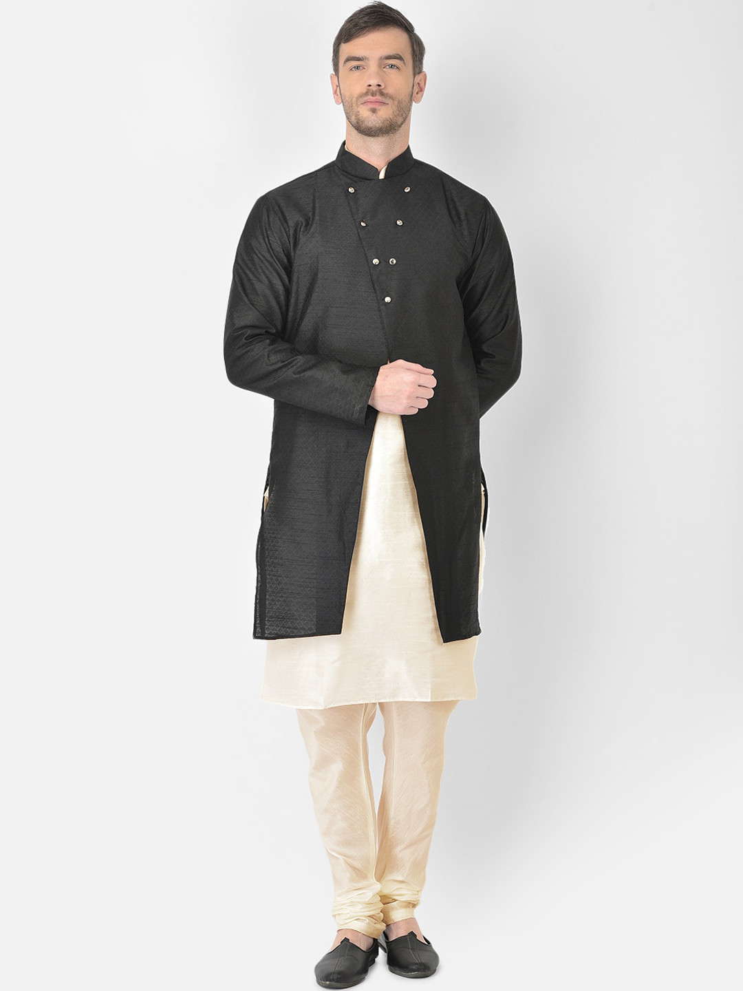 

SG RAJASAHAB Men Beige Raw Silk Kurta with Churidar & Jacket