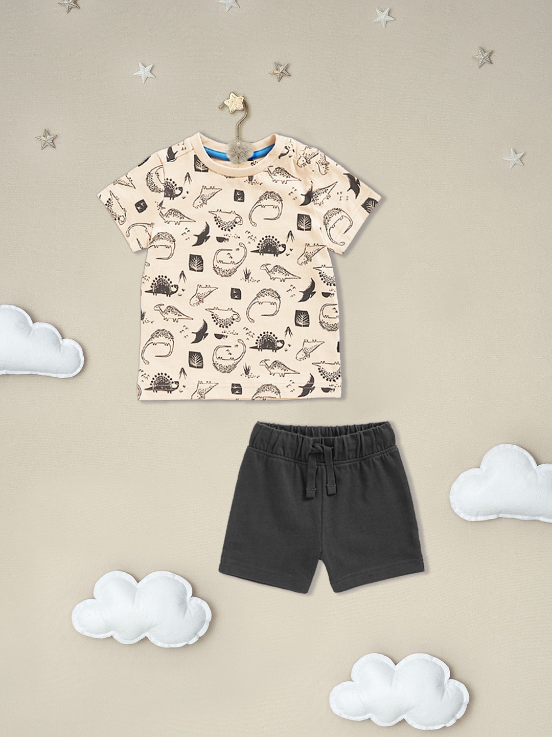 

mothercare Infant Boys Beige & Black Printed Pure Cotton T-shirt with Shorts