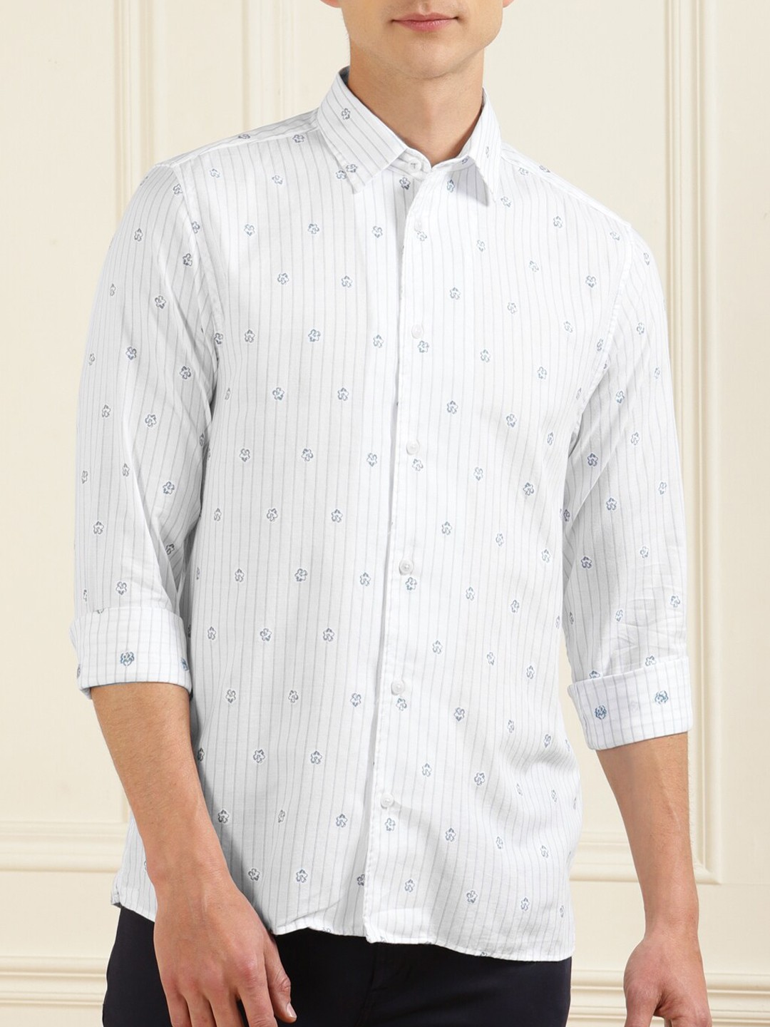 

Ted Baker Men White Floral Printed Classic Cotton Casual Shirt
