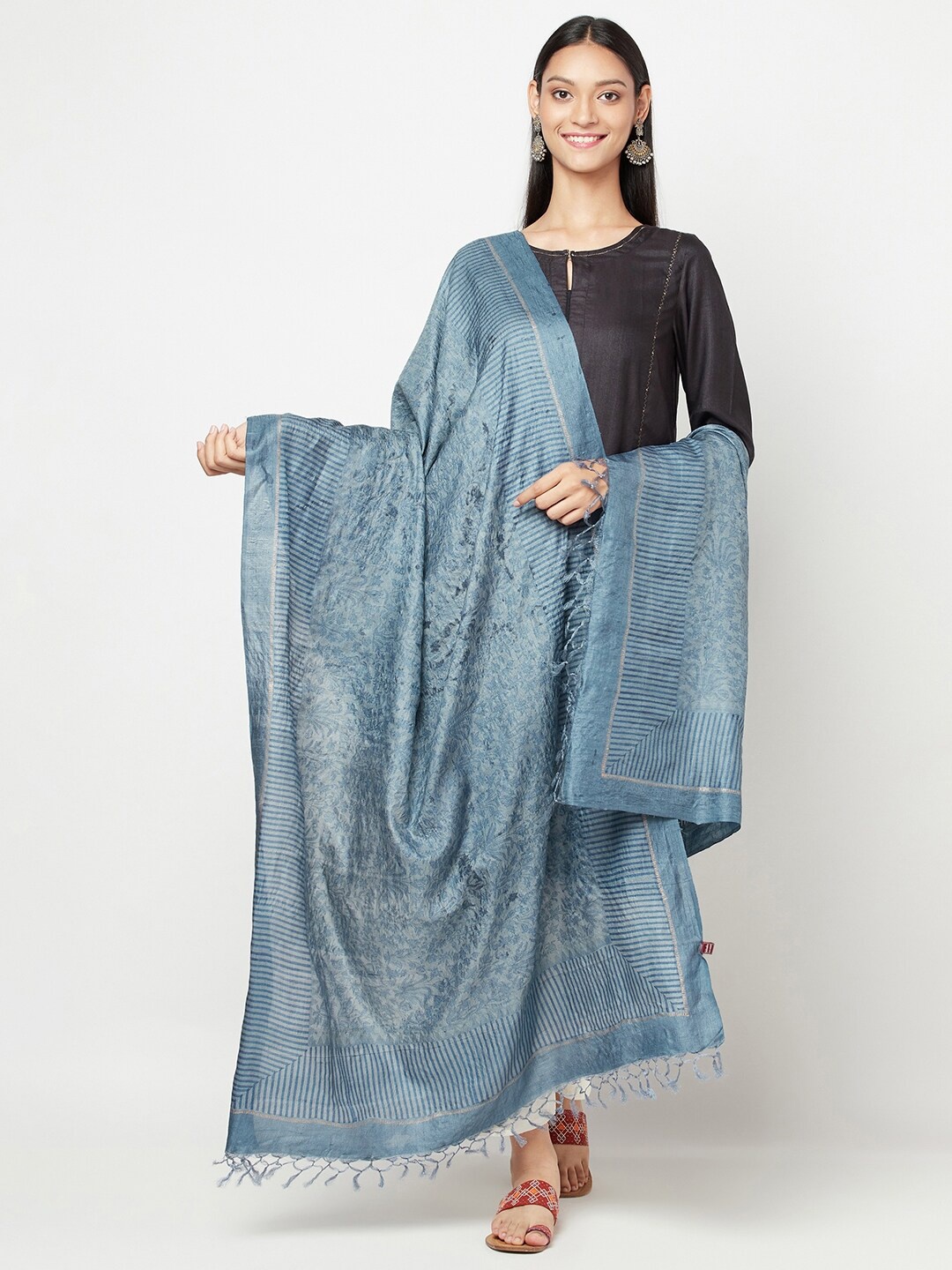 

Fabindia Women Blue & Beige Floral Printed Pure Silk Dupatta