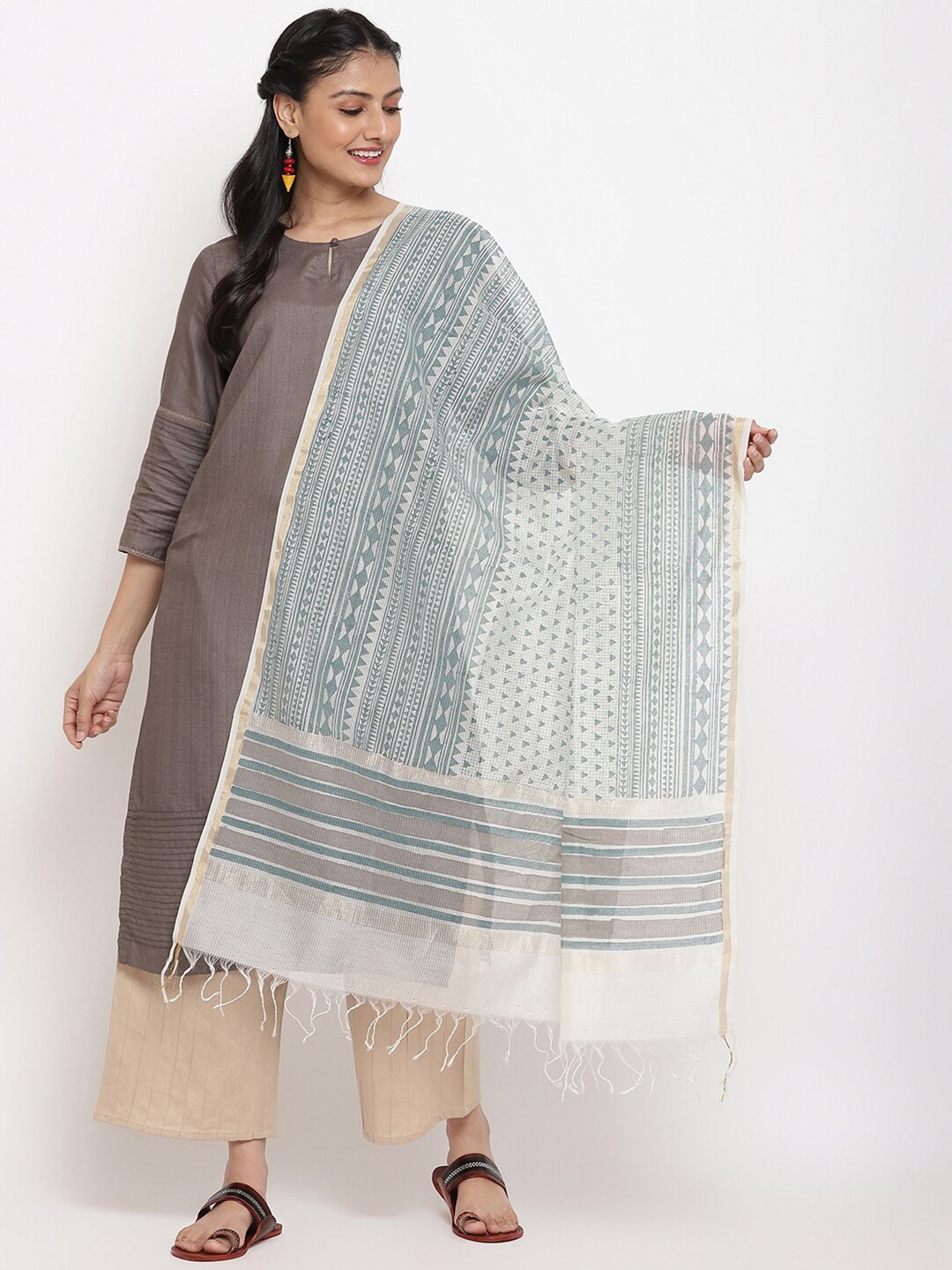 

Fabindia Off White & Grey Printed Cotton Silk Dupatta