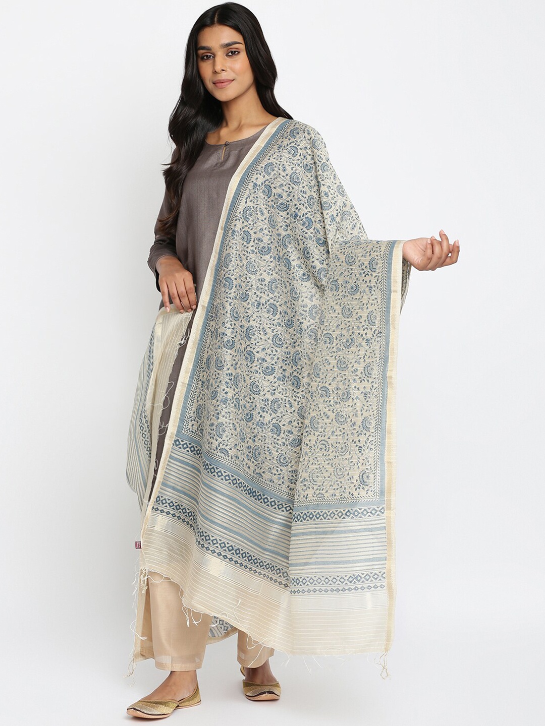 

Fabindia Women Off-White & Grey Floral Printed Cotton Silk Dupatta