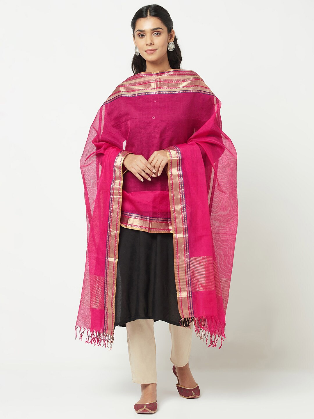 

Fabindia Magenta & Gold-Toned Cotton Silk Dupatta With Zari