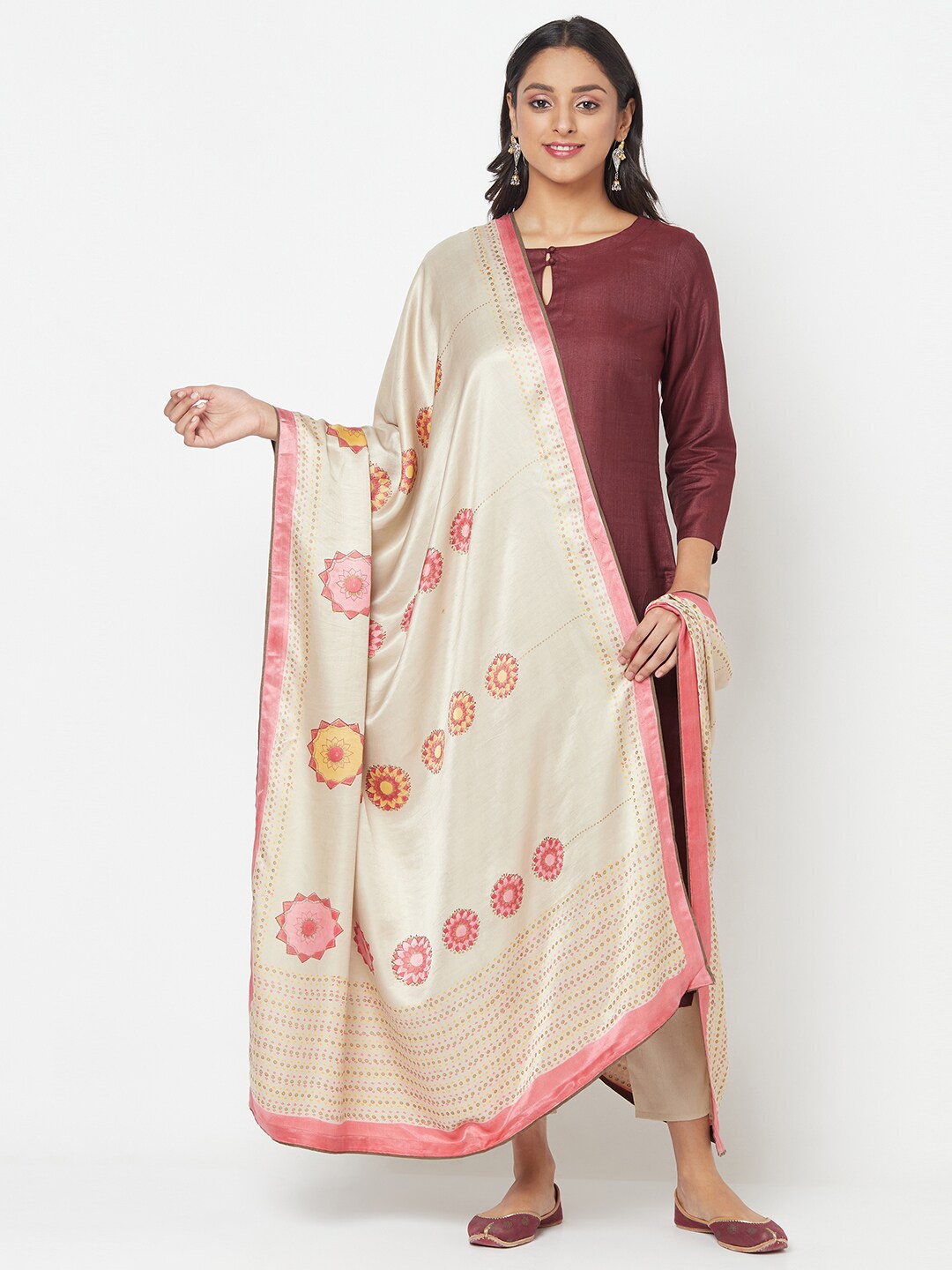 

Fabindia Women Beige & Pink Floral Printed Pure Silk Dupatta