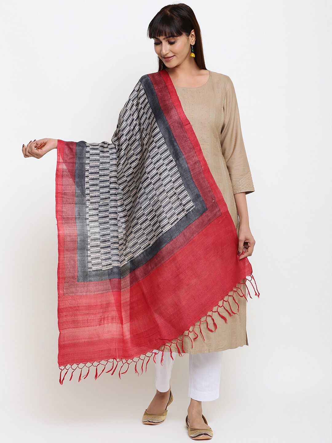 

Fabindia Black & Red Printed Pure Silk Dupatta